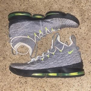 Lebron 15 Air Max 95